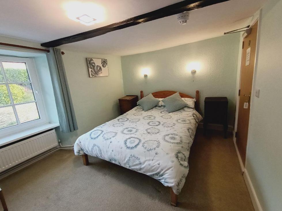 The Harp Inn Glasbury Εξωτερικό φωτογραφία