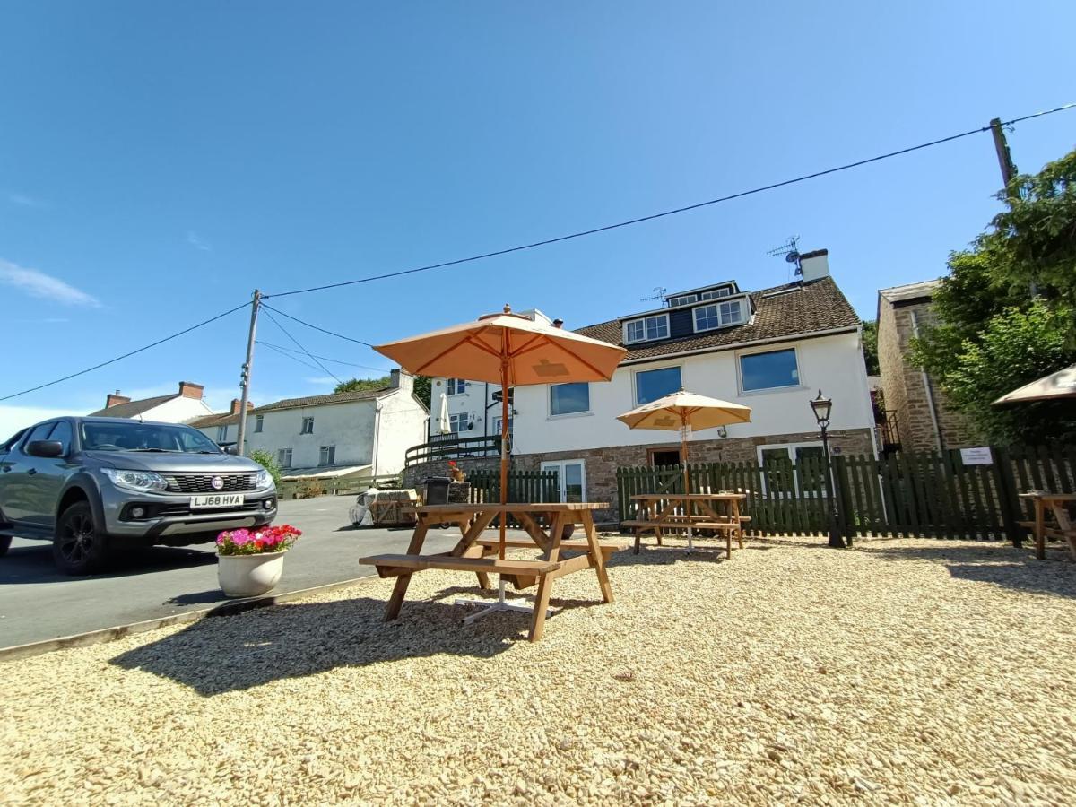 The Harp Inn Glasbury Εξωτερικό φωτογραφία