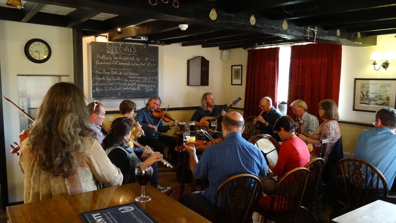 The Harp Inn Glasbury Εξωτερικό φωτογραφία